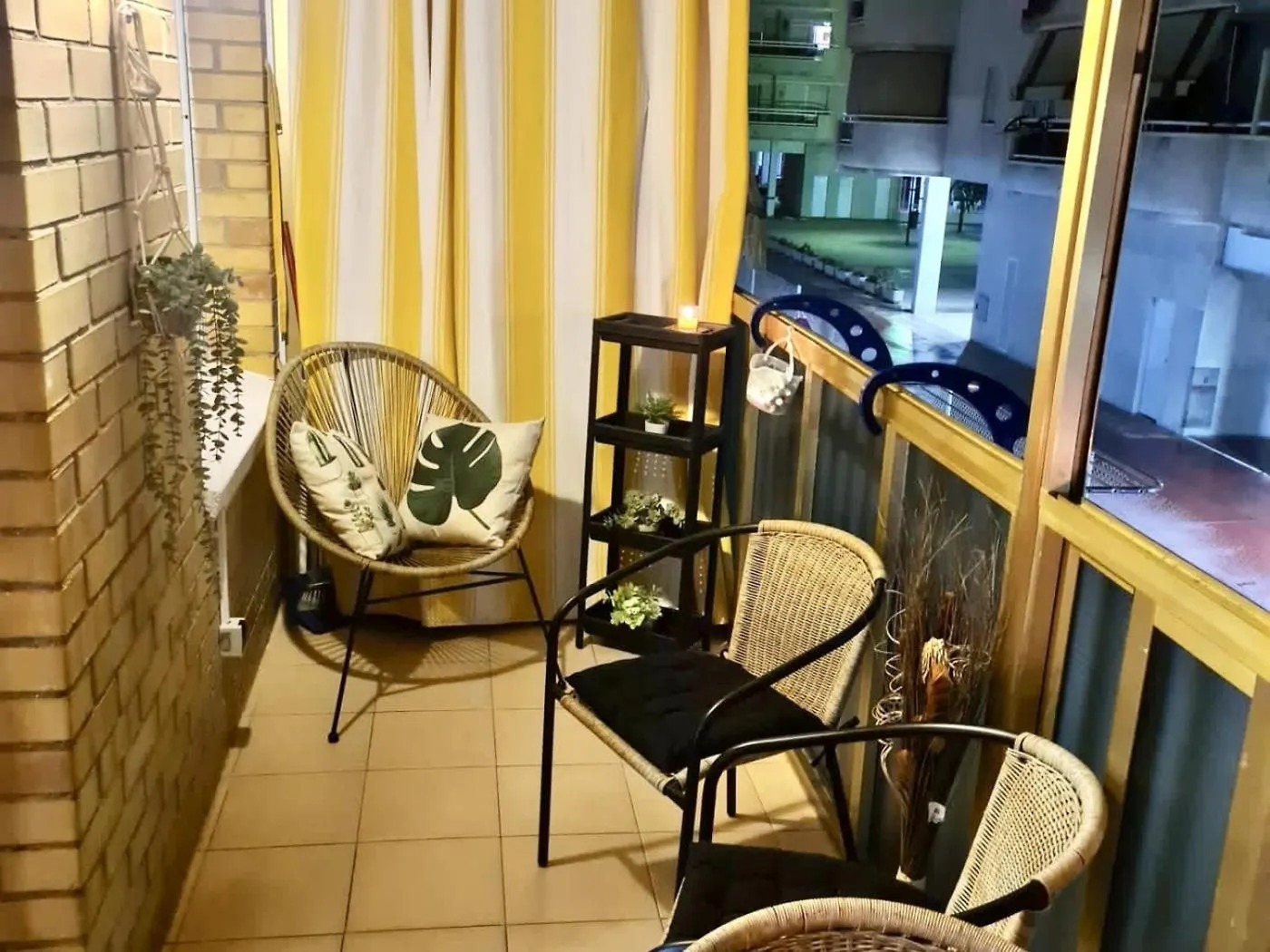 Apartbeach Adriatico 111 Climatizado Y Vistas Playa La Pineda Spain
