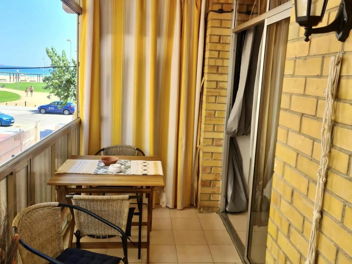 Apartbeach Adriatico 111 Climatizado Y Vistas Playa La Pineda 0*,  Spain