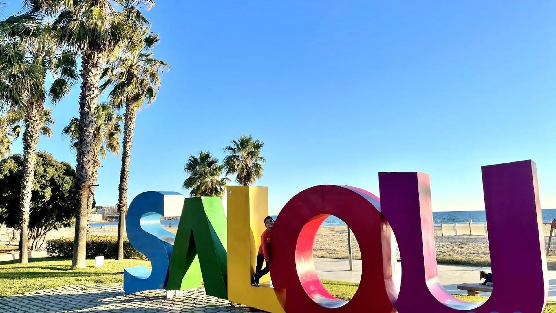 Apartbeach Adriatico 111 Climatizado Y Vistas Playa La Pineda 0*,  Spain